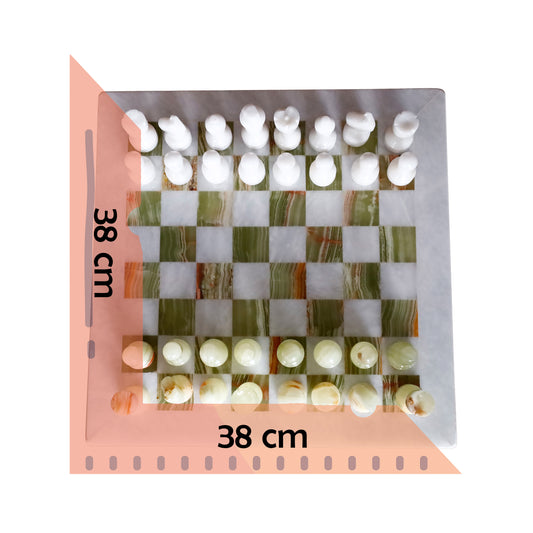Yeşil Beyaz Oniks Satranç Takımı – Şıklığın ve Zarafetin Buluştuğu Tasarım
